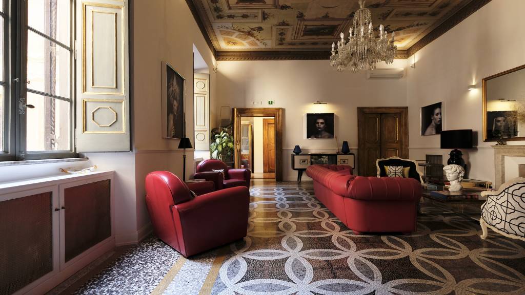 nobildonne-relais-roma-salone-S4